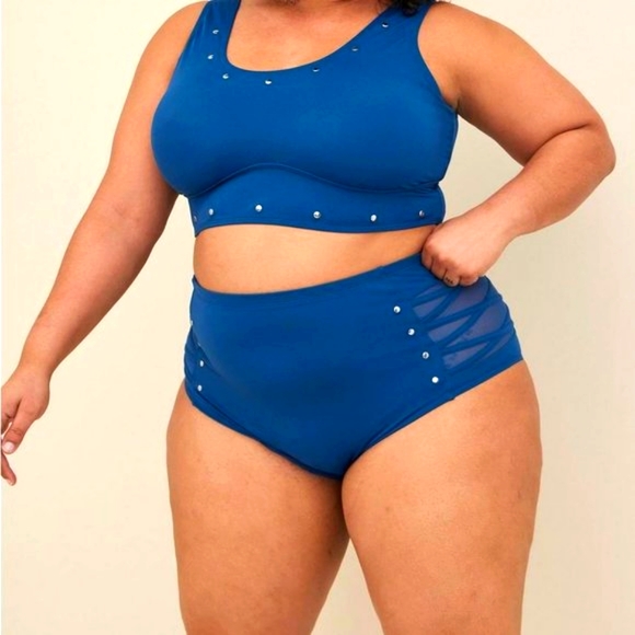 ❤️NWT TORRID SWIM TOP - STUDDED SCOOP SWIM TOP - WIRE FREE - POSEIDON BLUE - Picture 8 of 9